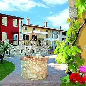 Pensión Corte Tamellini, Soave (Verona)